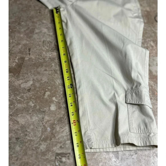 Y2K Barrel cargo capri pants,Light cream ,vtg, NWT, Velcro pocket,PRIVATE MEMBER - Picture 9 of 14